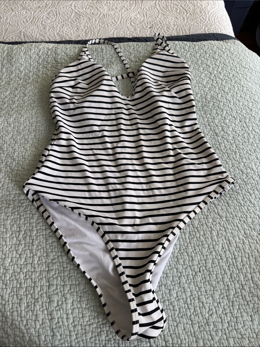 Cupshe Black & White Striped One-Piece Swimsuit